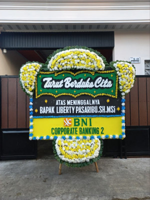 Papan Bunga Duka di Magersari